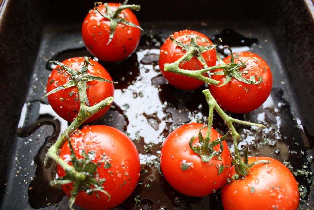 Roast tomatoes