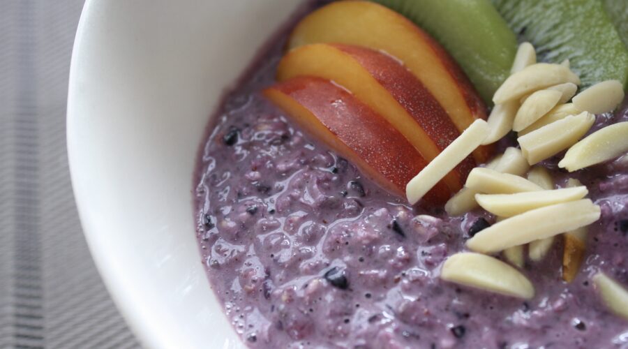 Blueberry Chia Overnight Oats