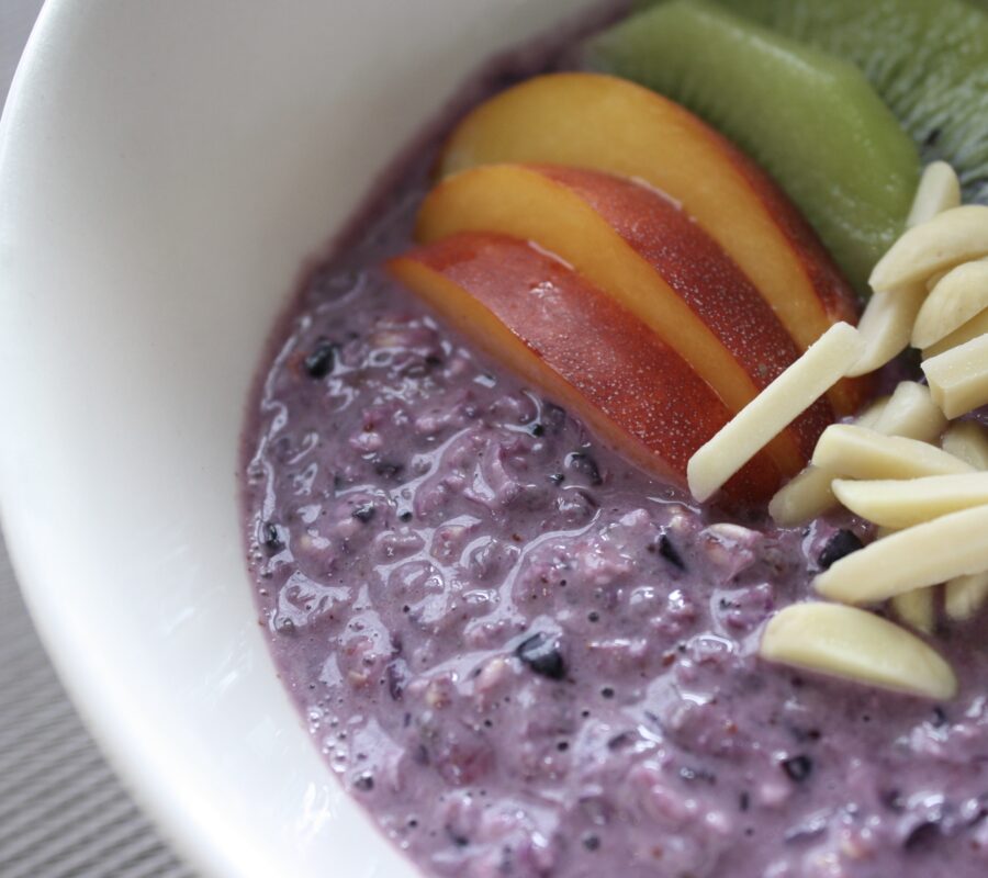 Blueberry Chia Overnight Oats