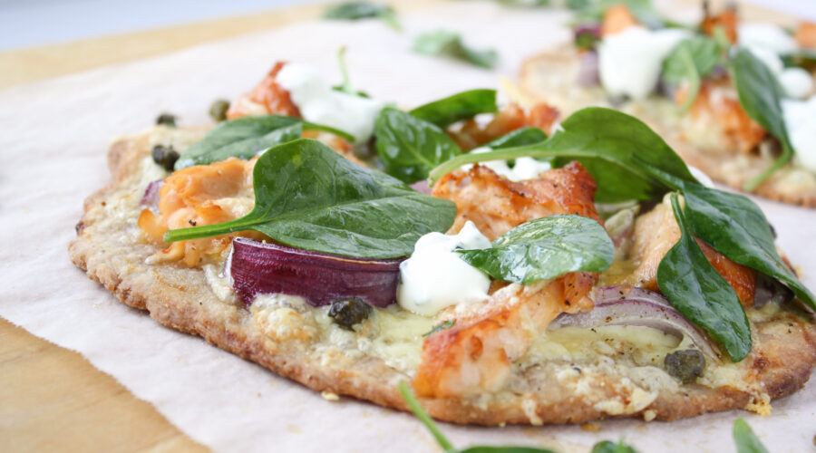 Flatbread with smoked salmon and capers